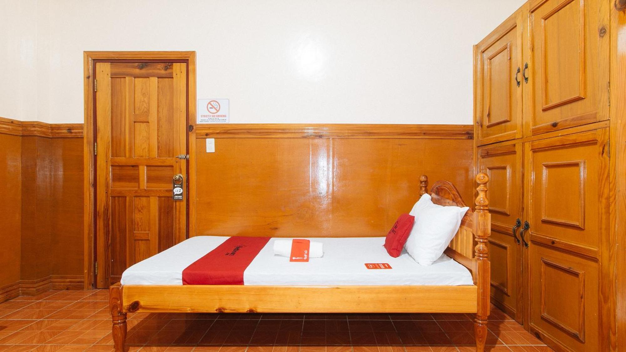 Reddoorz @ Sagada Sunrise View Homestay Exterior photo